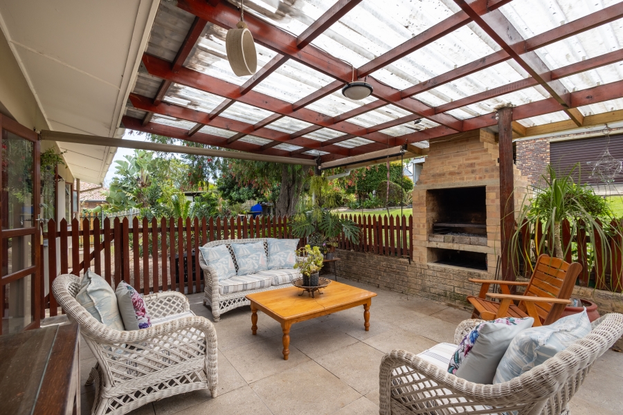 4 Bedroom Property for Sale in Old Place Western Cape